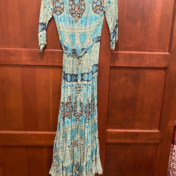 For @sarahp007 only Spell and the Gypsy Aloha Fox - Picture 4 of 7